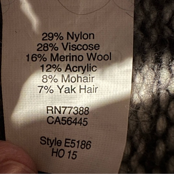 (Sold) Madewell Gray  White Merino Wool Mohair Yak Hair Blend Sweater X Small - Picture 7 of 9